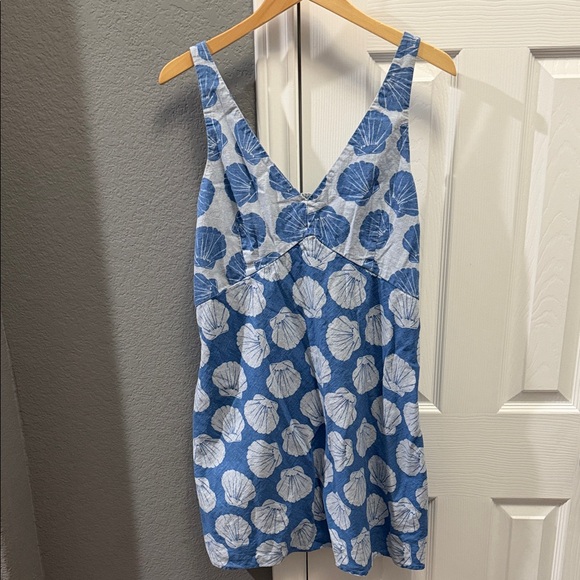 Abercrombie & Fitch size XL TALL blue seashell print - Picture 2 of 6